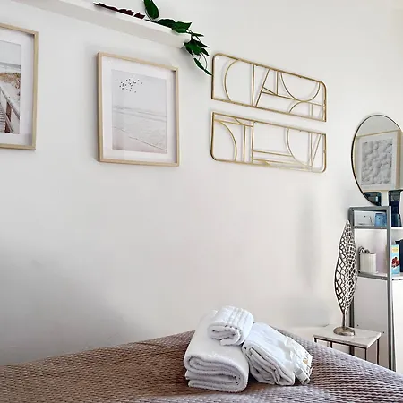 Peaceful Piccinni - Central Apartment - Bari Exterior photo